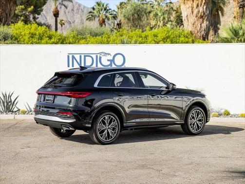 2025 Audi Q5 Premium Plus