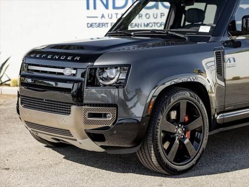 2025 Land Rover Defender 130 P400 X