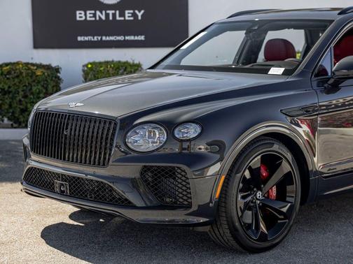 2025 Bentley Bentayga Hybrid Azure