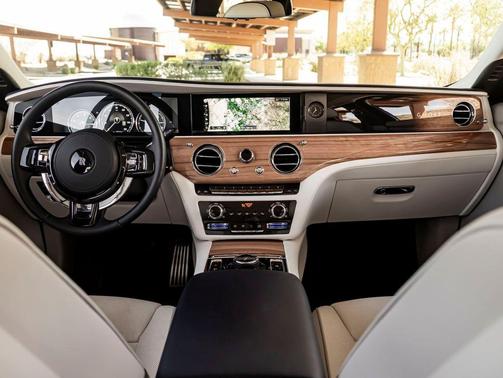 2024 Rolls-Royce Ghost 