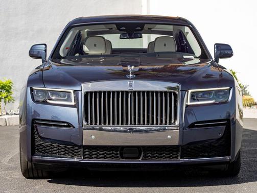 2024 Rolls-Royce Ghost 