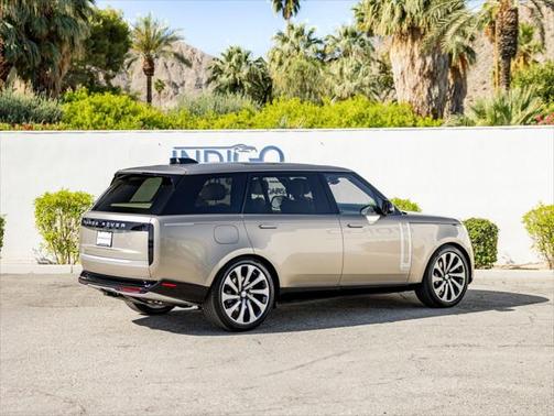 2025 Land Rover Range Rover P530 Autobiography