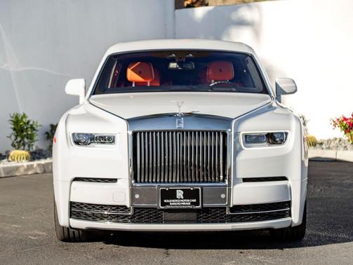 2022 Rolls-Royce Phantom EWB