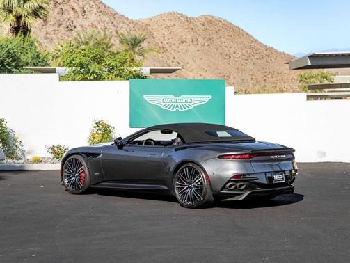 2020 Aston Martin DBS Superleggera Volante