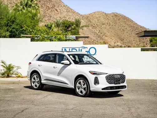 2025 Audi Q5 Premium Plus