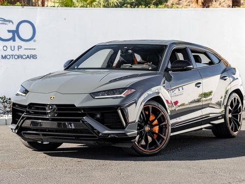 2024 Lamborghini Urus S