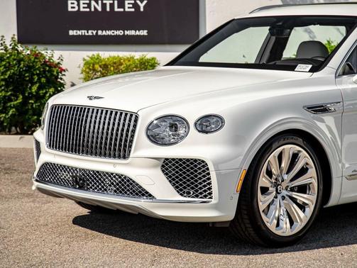 2024 Bentley Bentayga 