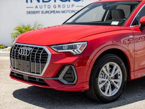 2025 Audi Q3 45 S line Premium Plus