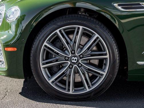 2022 Bentley Flying Spur Hybrid 