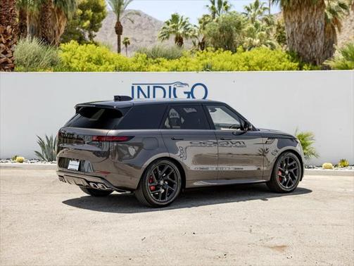 2025 Land Rover Range Rover Sport SE