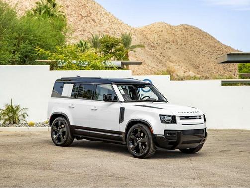2025 Land Rover Defender 110 P400 X-Dynamic SE