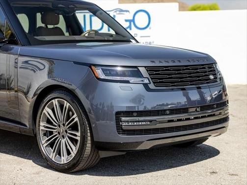 2025 Land Rover Range Rover P400 SE