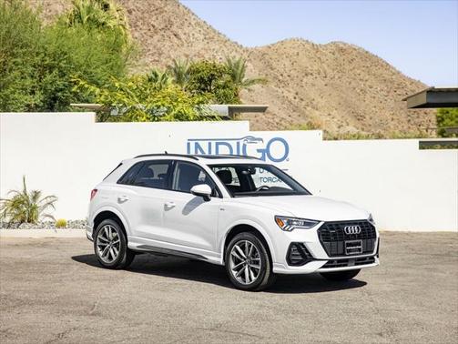 2025 Audi Q3 Premium 45 TFSI S line quattro Tiptronic