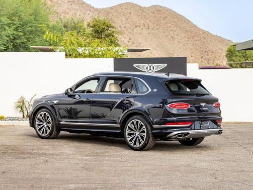 2025 Bentley Bentayga Azure