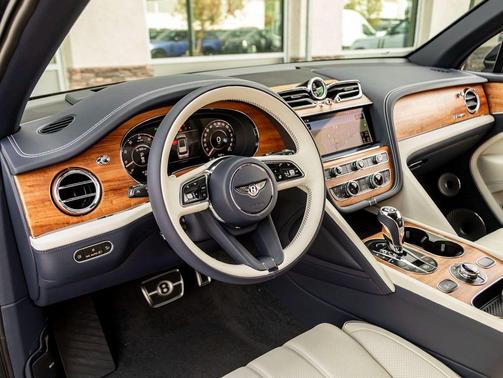 Dark Sapphire Metallic 2025 Bentley Bentayga Azure