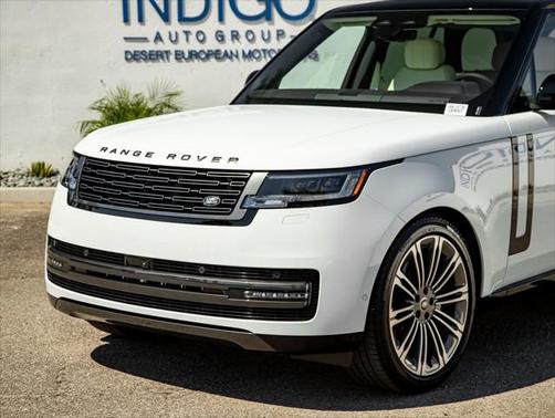 2025 Land Rover Range Rover P400 SE