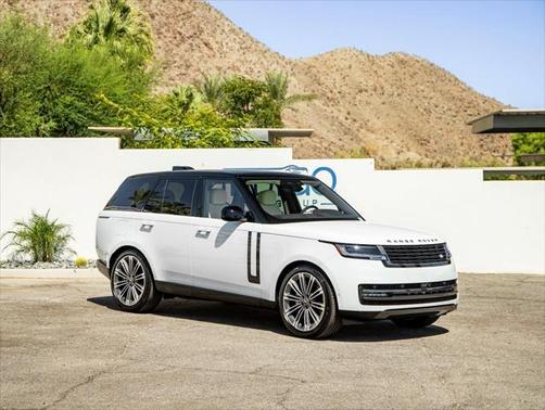 2025 Land Rover Range Rover P400 SE