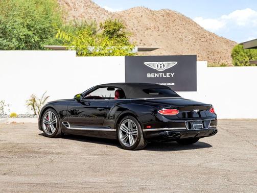 2023 Bentley Continental GT V8