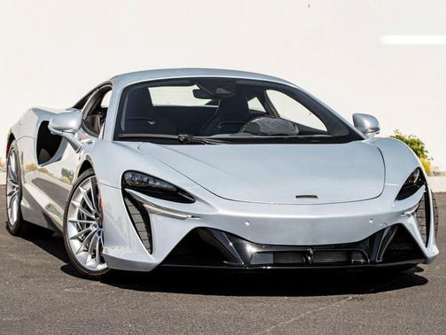 Ice Silver 2025 McLaren Artura