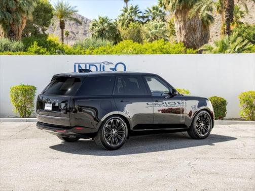 2025 Land Rover Range Rover P530 Autobiography