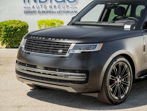 2025 Land Rover Range Rover P530 SE 7 Seat
