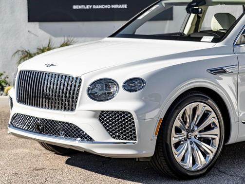 2025 Bentley Bentayga Azure