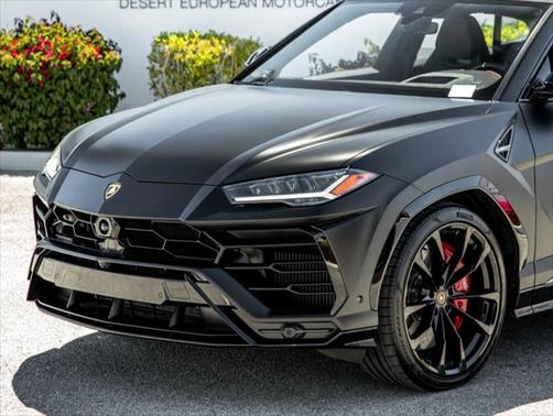 2020 Lamborghini Urus Base