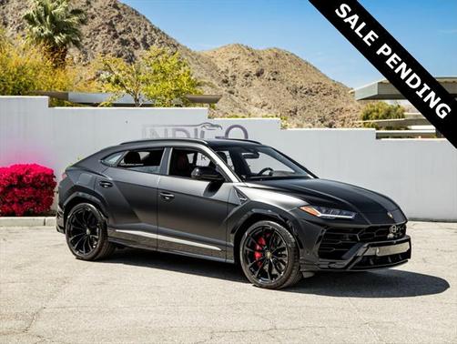 2020 Lamborghini Urus Base