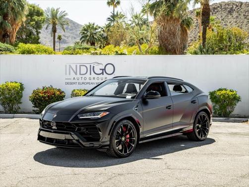 2020 Lamborghini Urus Base