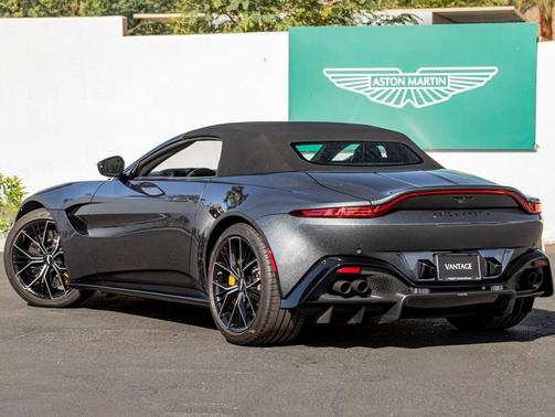 2023 Aston Martin Vantage Roadster