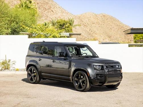 2025 Land Rover Defender 110 P400 X-Dynamic SE