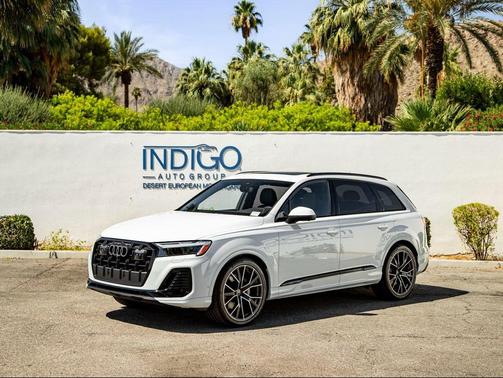 2025 Audi Q7 55 Premium Plus