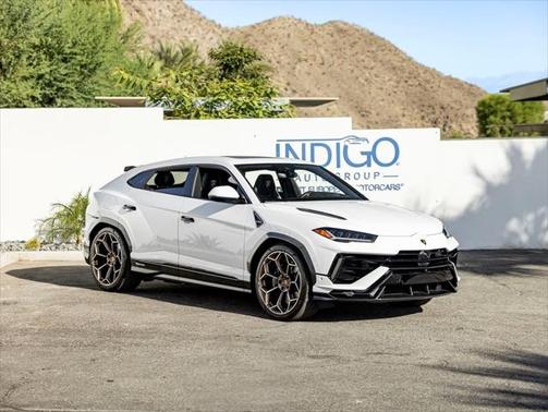 2024 Lamborghini Urus Performante