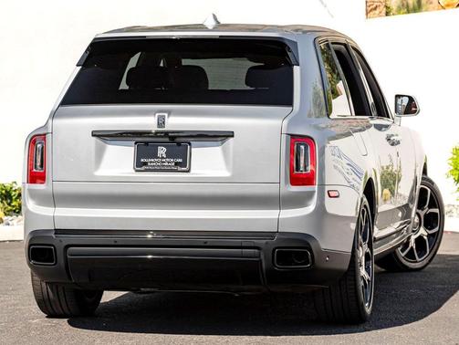 Silver 2024 Rolls-Royce Cullinan Black Badge