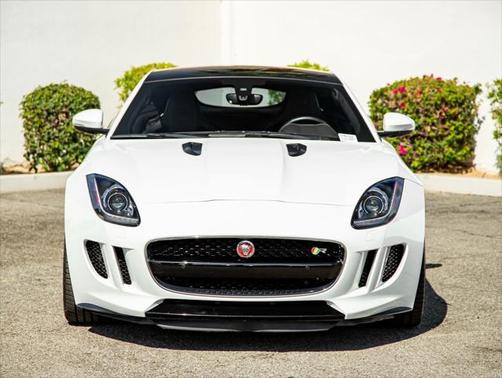 2015 Jaguar F-TYPE R
