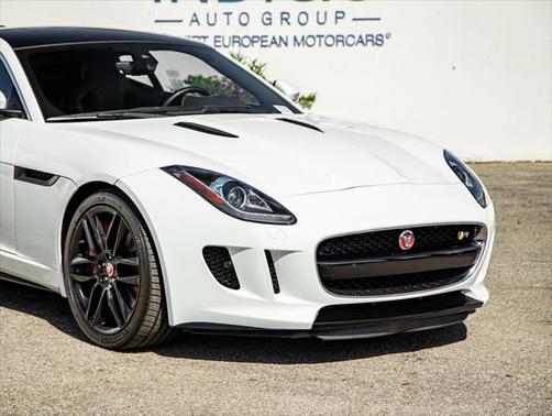 2015 Jaguar F-TYPE R