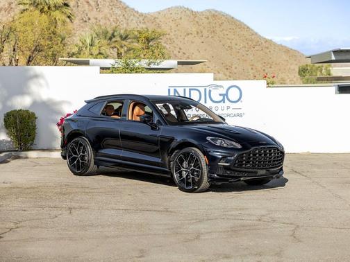2025 Aston Martin DBX 707