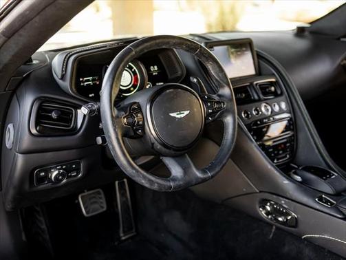 2022 Aston Martin DB11 DB11
