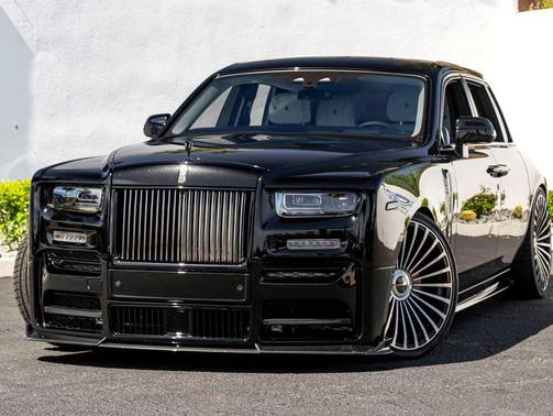 Black Diamond 2023 Rolls-Royce Phantom