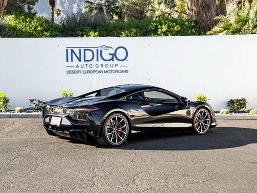 2025 McLaren Artura TechLux