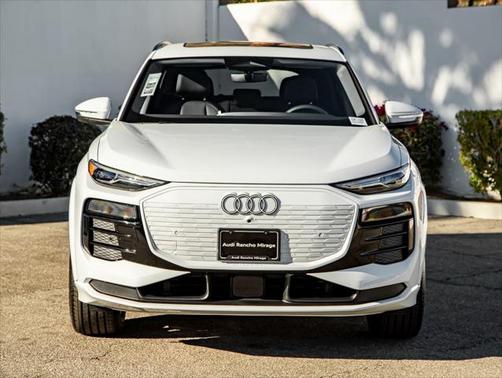 2025 Audi Q6 e-tron Premium