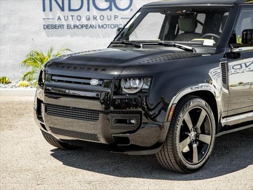 2025 Land Rover Defender 110 P500 X-Dynamic SE