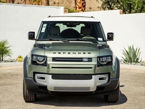 2025 Land Rover Defender 110 P400 S