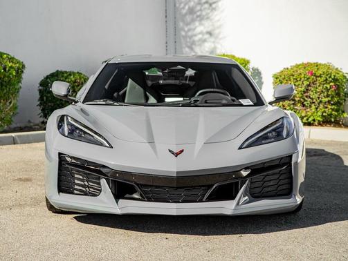 Sea Wolf Gray Tricoat 2024 Chevrolet Corvette Z06