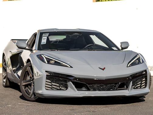 Sea Wolf Gray Tricoat 2024 Chevrolet Corvette Z06