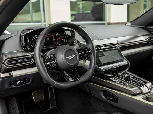 2025 Aston Martin Vanquish V12