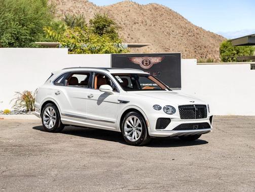 2025 Bentley Bentayga 