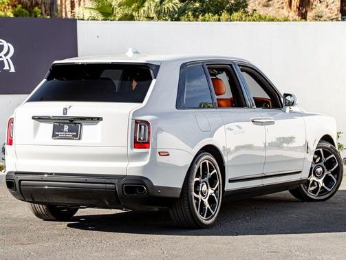 2023 Rolls-Royce Cullinan Black Badge