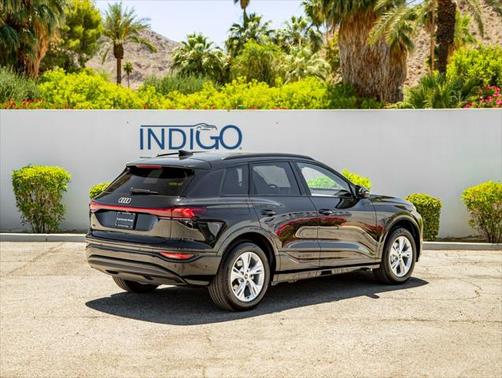 2025 Audi Q6 e-tron Premium Plus
