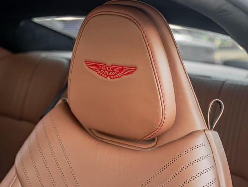 2020 Aston Martin DB11 V8